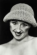 Zoom artiste : Cindy Sherman, la photographe aux mille visages ...