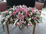 Funeral Flowers & Sympathy Flowers - Send Flowers for Funeral service ...