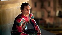 Spider-Man: No Way Home: nueva imagen con Peter Parker caminando sobre ...
