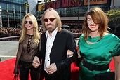 Tom Petty's Widow, Daughters Settle Dispute Over Singer's Estate