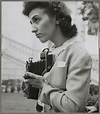 9 Vintage Photos of Famous Female Photographers