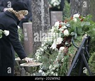 Das Grab von Konrad und Markus Wolf Stockfotografie - Alamy