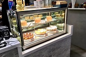 桌上型直角蛋糕櫃 - 明佶有限公司-餐飲設備｜廚房規劃專家