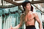 Por que morte de Bruce Lee ainda é considerada um mistério após 50 anos?