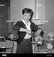 Ingrid Andree Beim Theaterstück "Der Erste Frühlingstag", Hamburg 1956 ...