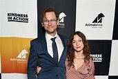 Report: Jimmi Simpson & Sophia Del Pizzo Split