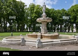 Fontaine de Poppa de Bayeux dans la Place Charles de Gaulle, Bayeux ...