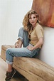 Los jeans de Elsa Pataky ideales para usar con zapatillas blancas - MDZ ...