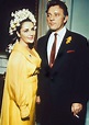 Pictures of Elizabeth Taylor and Richard Burton on Their Wedding Day ...