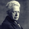 Ernst Cassirer: Manusia Sebagai Animal Symbolicum - Kalimahsawa.ID