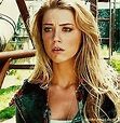 Amber Heard Look Down GIF - AmberHeard LookDown - Discover & Share GIFs