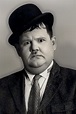 Oliver Hardy-Online film sa prevodom