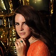 拉娜德芮Lana Del Rey自爆代言凡賽斯VERSACE!!!|流行速遞-VOGUE時尚網 | Vogue Taiwan