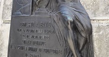 Arquitectura, Símbolos, Arte en el Cementerio de la Recoleta : ERNESTO ...