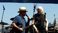 EDGAR WINTER and RONNIE MONTROSE - Free Ride (live) - YouTube