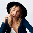 Exclusive: Model Martha Hunt Talks Scoliosis, Living in NYC - E! Online ...
