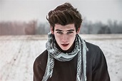 10 Stylish Winter Outfits for Teenage Guys (With Pictures)