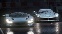 Ferrari LaFerrari vs Ferrari Daytona SP3 at Highlands in the Rain - YouTube