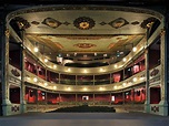 Ultimate Guide To The Old Vic - Footprints London Walking Tours