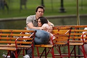 Wallpaper : Mark Wahlberg, Mila Kunis, actor, hugs, park 2900x1934 ...