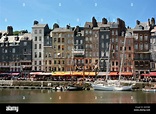 Honfleur y su pintoresco puerto viejo lavabo y Quai de Sainte Catherine ...