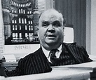 Cyril Connolly Biography - Childhood, Life Achievements & Timeline