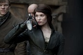 8 New Images from HANSEL AND GRETEL WITCH HUNTERS Starring Jeremy ...