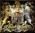 Royal Coat of arms in the Tower of London - London, England | Imágenes ...