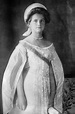 Maria Nikolaevna Romanova wearing a russian court dress, 1911 | Romanov ...