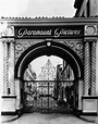 1936: front gates to Paramount Studios at 5555 Melrose Avenue. Golden ...