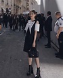 組圖：賈靜雯巴黎時裝周寫真釋出 著黑白配色短裙知性優雅 - 新浪香港