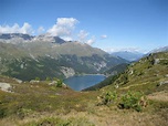 Blick auf den Stausee Marmorera im Kanton Graubünden | Stausee, Bergsee ...