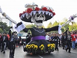 Thank James Bond for Mexico City's First-Ever Day of the Dead Parade ...