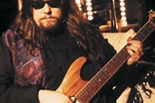 The Genius and Vision of Guitarist Shawn Lane | Guitar World