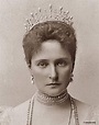Tsarina Alexandra | Alexandra feodorovna, Royal jewels, Russian crown