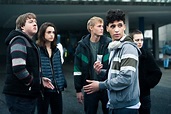 Erste Bilder zur deutschen Netflix-Serie „Wir Sind Die Welle“ - Neues ...