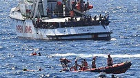 Lampedusa: Weitere Flüchtlinge springen ins Meer - DER SPIEGEL