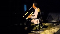John Legend - Bridge over troubled water (Live @ Barcelona 6 nov 14 ...