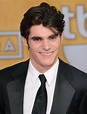 Opinion: ‘Breaking Bad’s’ RJ Mitte not disabled, despite disability ...