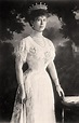 Maria, Rainha da Inglaterra, Reino Unido 1914 | Glamour, Princesas e Looks