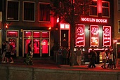 W Amsterdamie burmistrz otworzył pierwszy „miejski burdel ...