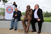 The Sporting Statues Project: Kurt Landauer: FC Bayern München Training ...