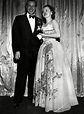 Olivia De Havilland, 1947 - Oscar Dresses - Woman And Home in 2023 ...