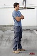 Steve Mcgarrett | Navy cargo pants, Aesthetic guys, Photo poses for boy