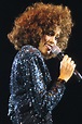 Whitney Houston en 20 clichés vintage | Vogue Paris