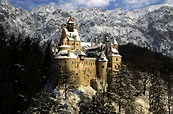 Nearly half a million foreign tourists come to visit Dracula’s castle ...