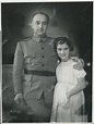 El general Francisco Franco con su hija Carmencita en el cuartel ...