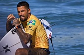 Corinthians parabeniza Filipe Toledo por título mundial de surfe ...
