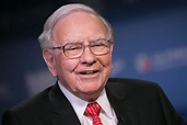 What Is Warren Buffetts Leadership Style: Insights Into The Oracle Of ...
