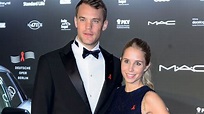 Seltenheitswert: Manuel Neuer zeigt sich mit Freundin Nina!